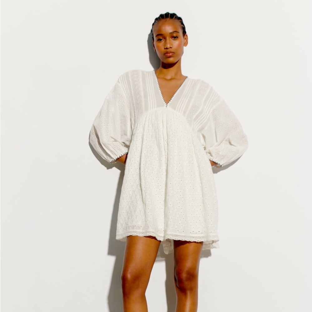 Super cute white Zara Dress!